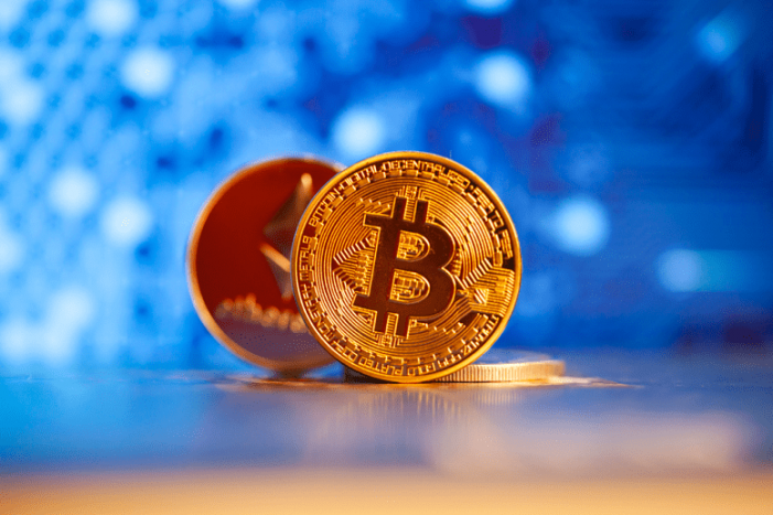 Bitcoin: USD/BTC (BTC=X) jumped above $7,400 confirming a bullish breakout